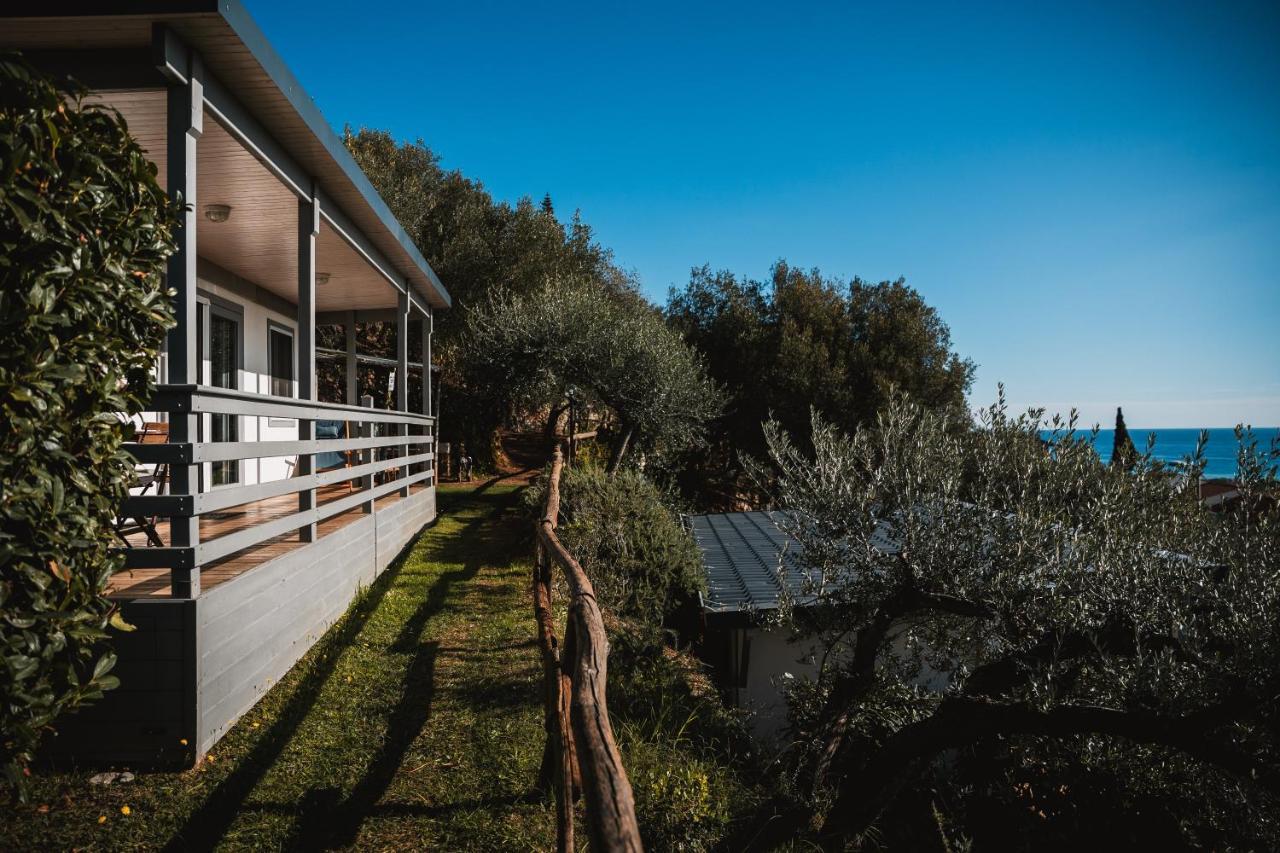 Agriturismo Rose Di Pietra ピエトラ・リーグレ エクステリア 写真