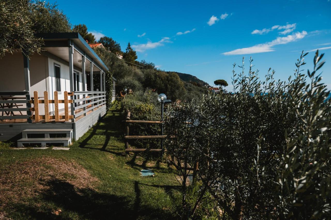Agriturismo Rose Di Pietra ピエトラ・リーグレ エクステリア 写真